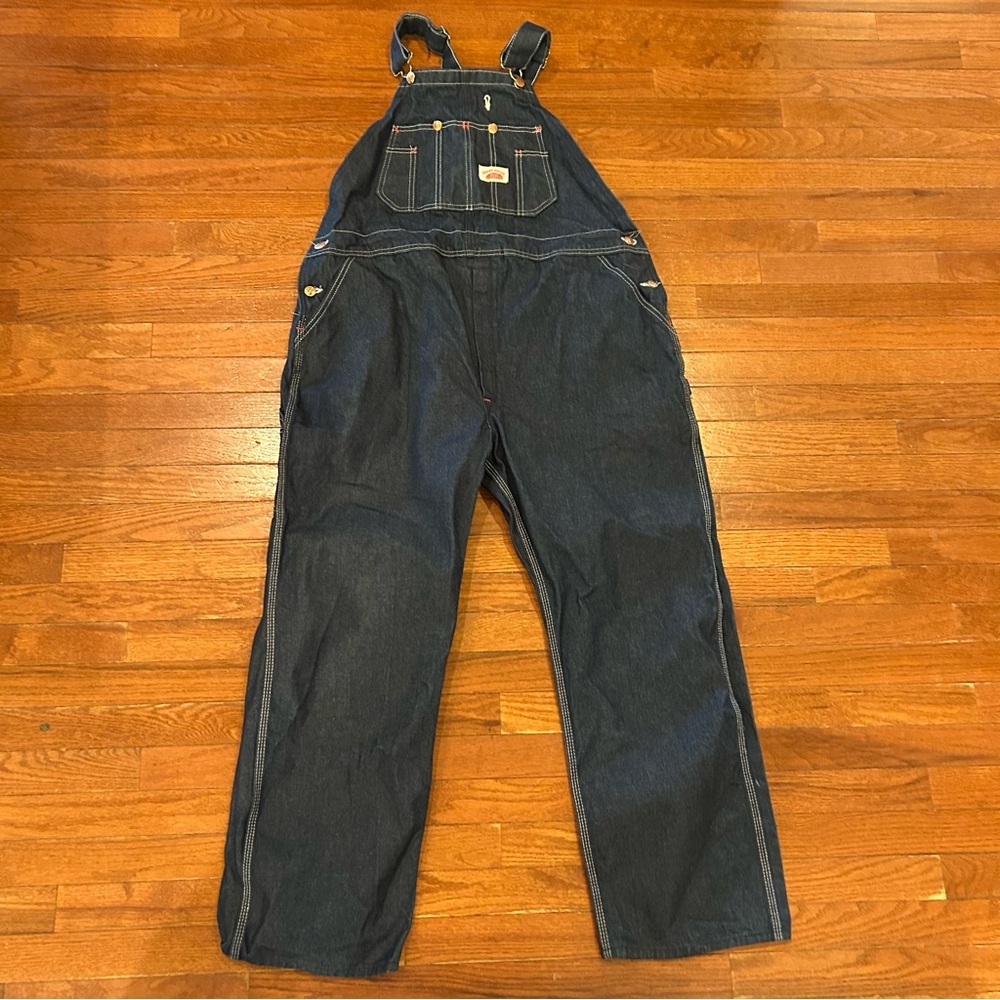 ROUND HOUSE Men's size 40x30 Blue Denim Overalls LIKE NEW !!